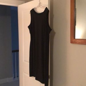Black Sleeveless Dress